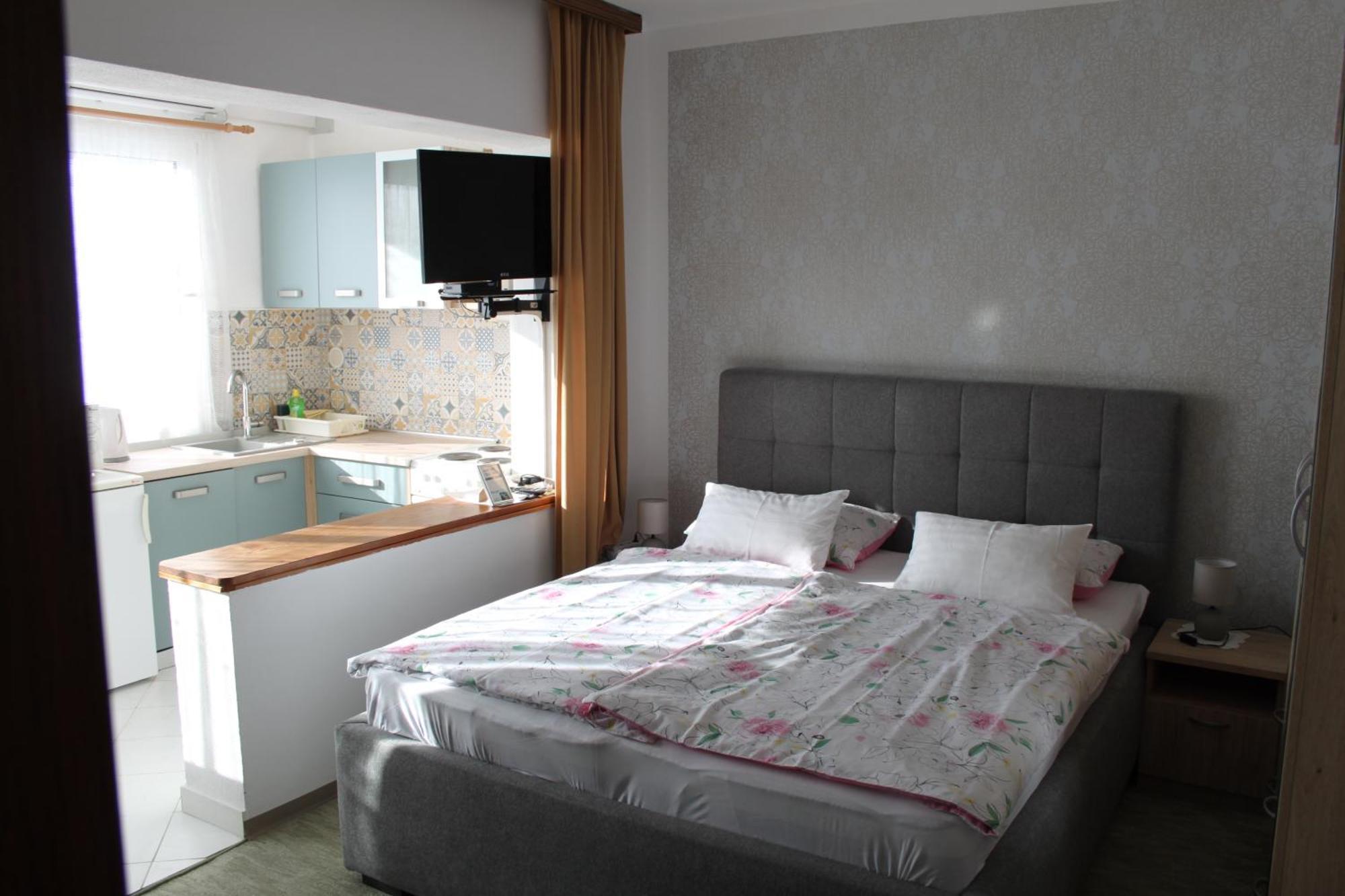 Apartments Katarine Zrinske โวดีเซ ภายนอก รูปภาพ